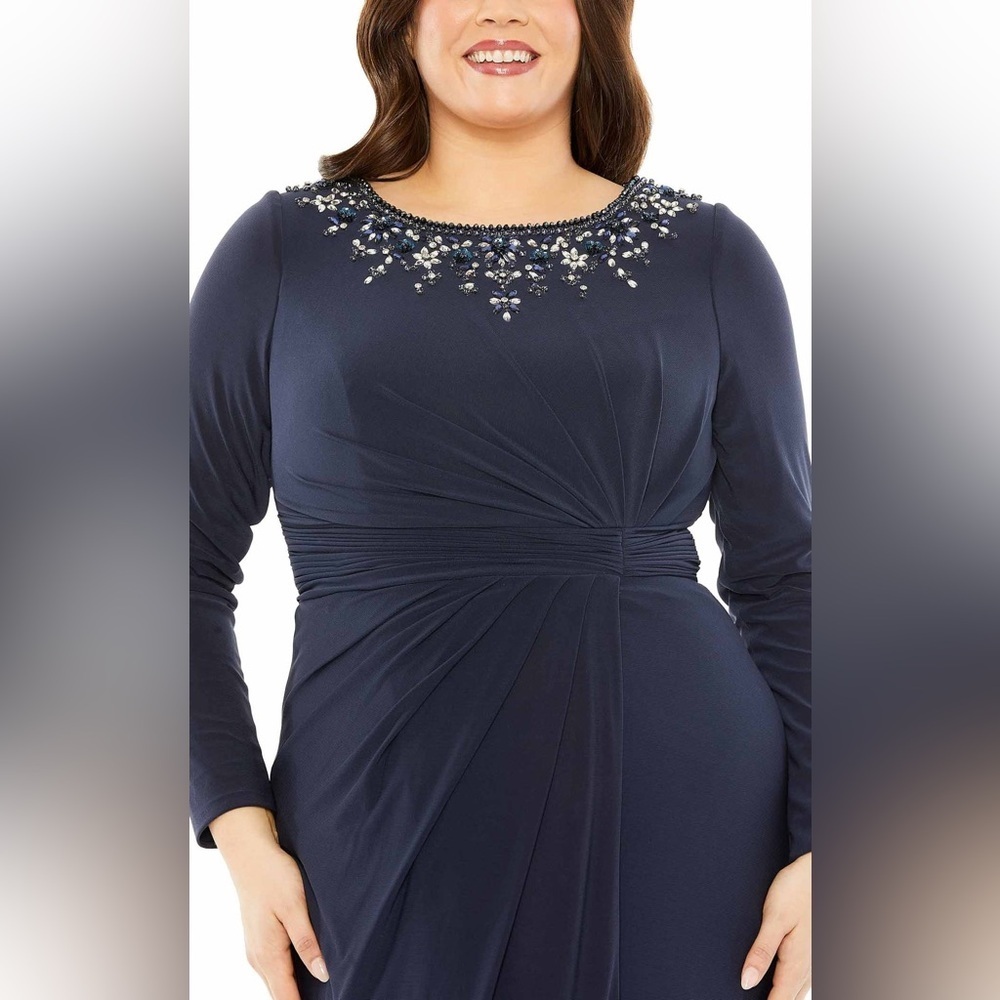 Mac Duggal Dazzling Crew Neckline A-line Dress maxi‎ embellishment Navy Sz 6 - Picture 4 of 12